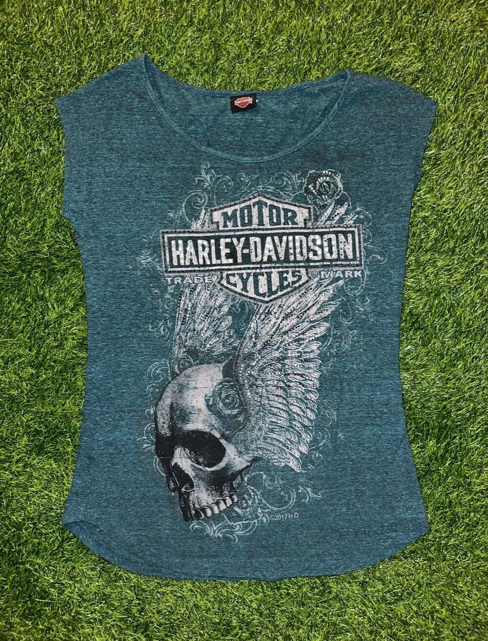 Harley-Davidson T-Shirt Size M Blue Skull Wings Rhinestone Cap Sleeve